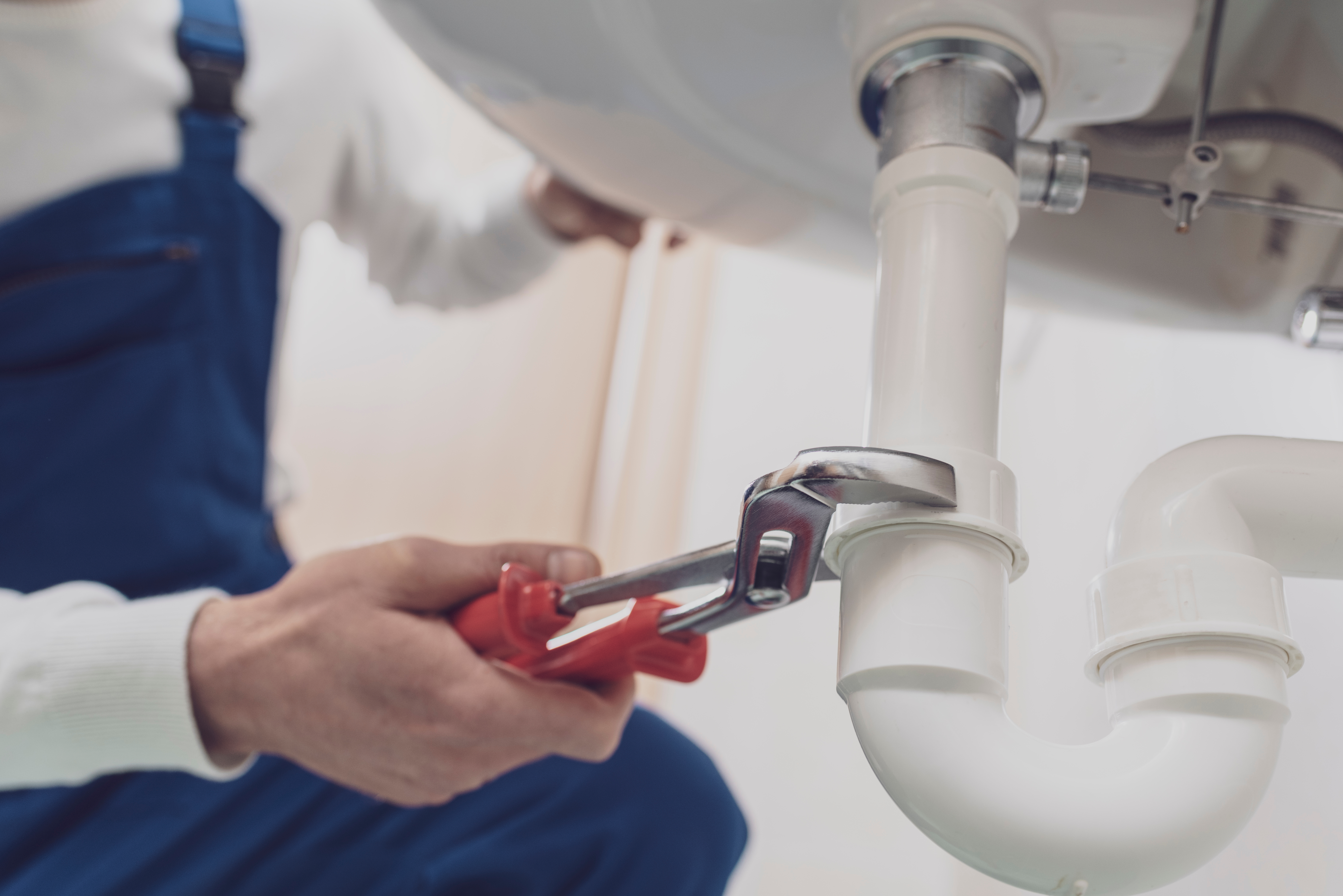 Kaysville professional,plumber,installing